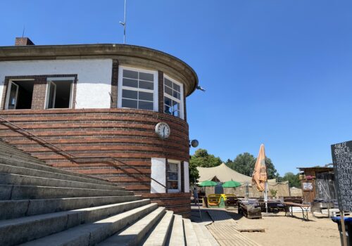 Ziegelgebäude am Strandbad Plötzensee