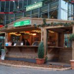 Hütte beim Eisstockschießen am Potsdamer Platz