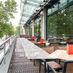 Hard Rock Café Berlin mit Eisstockbahn auf der Terrasse
